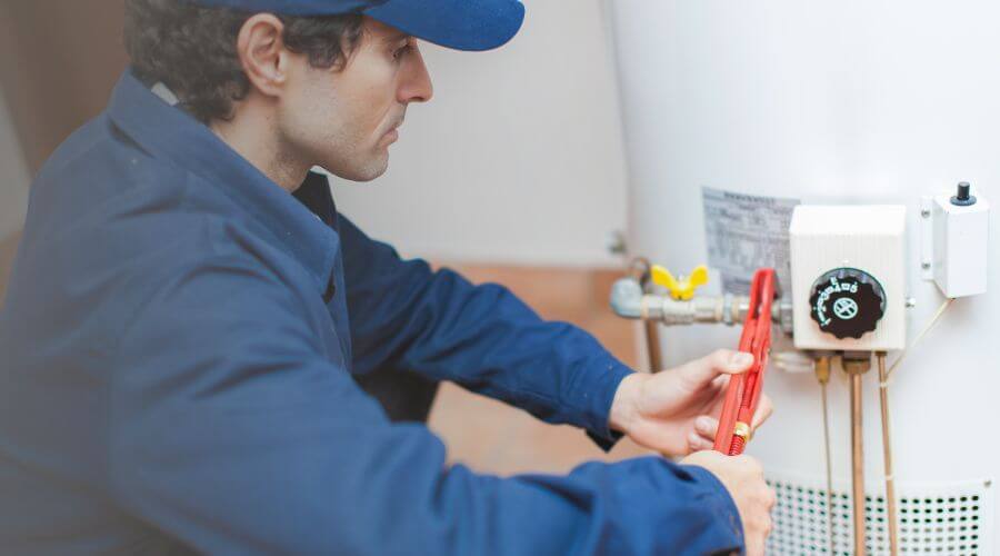 Expert burst pipe repair services in Gratis, OH